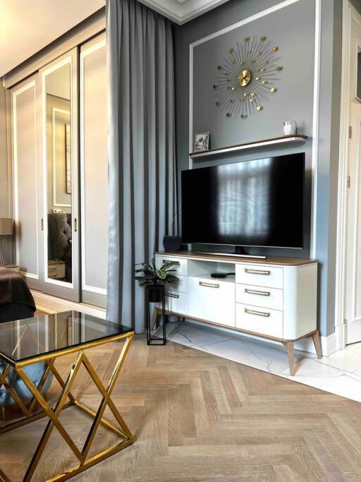In The Center Of Apartament *